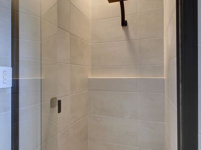 19E Sutton Avenue, Seacombe Gardens