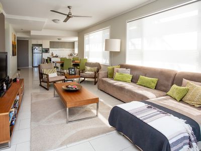 14 / 15 Flame Tree Court, Airlie Beach