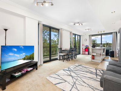 55 / 11 Bay Drive, Meadowbank