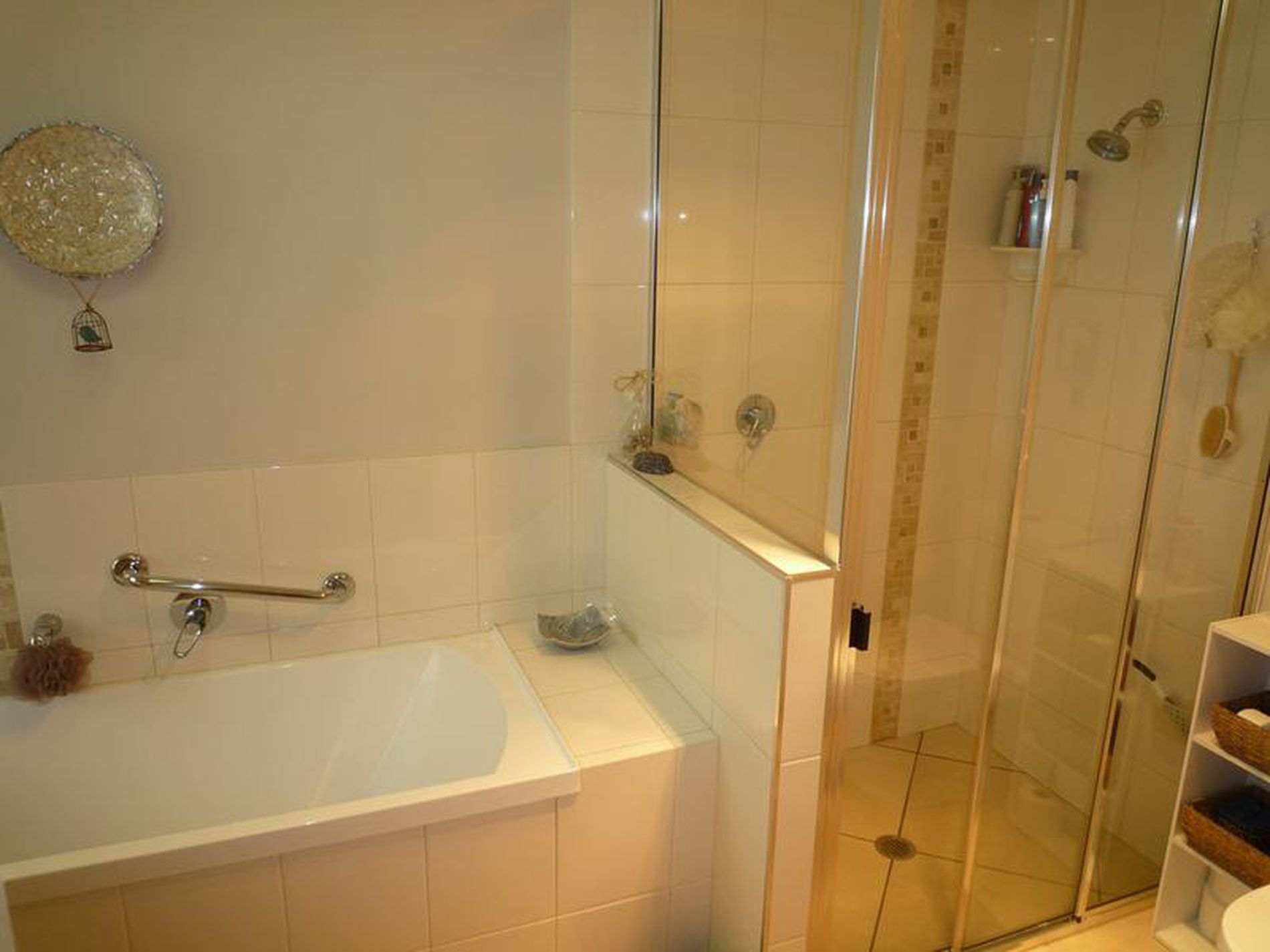 2 Honeyeater Ct, Woodgate