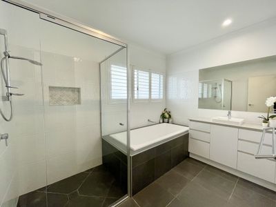 144 Long Street, Point Vernon