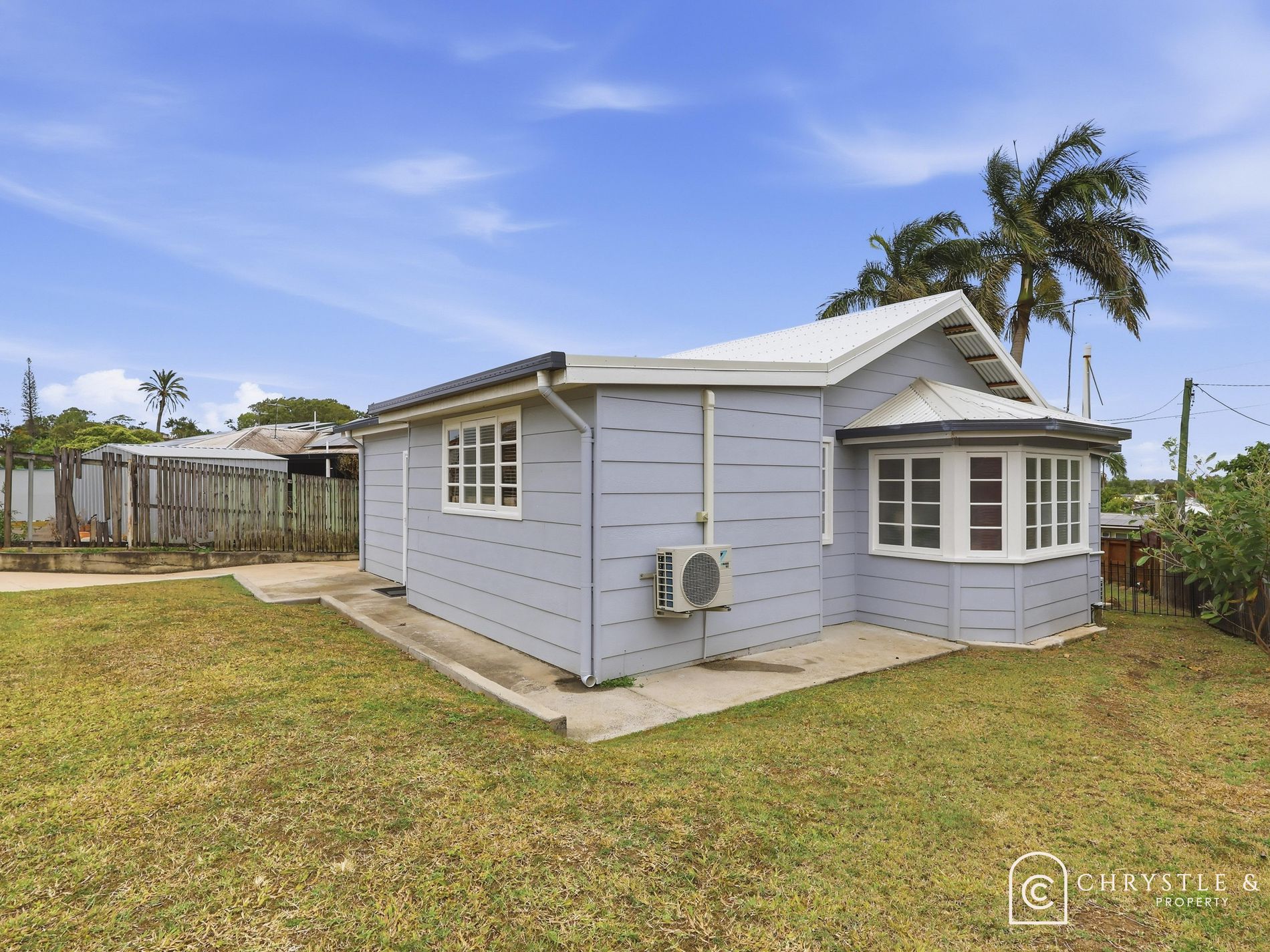 7 Hill End Road, Glenella