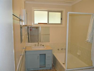 7 Thomson St, Forbes