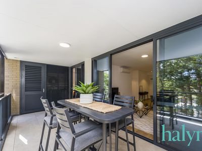 221 / 2 Thorburn Way, Shenton Park