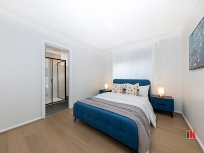 52 Windsor Crescent, Bundoora