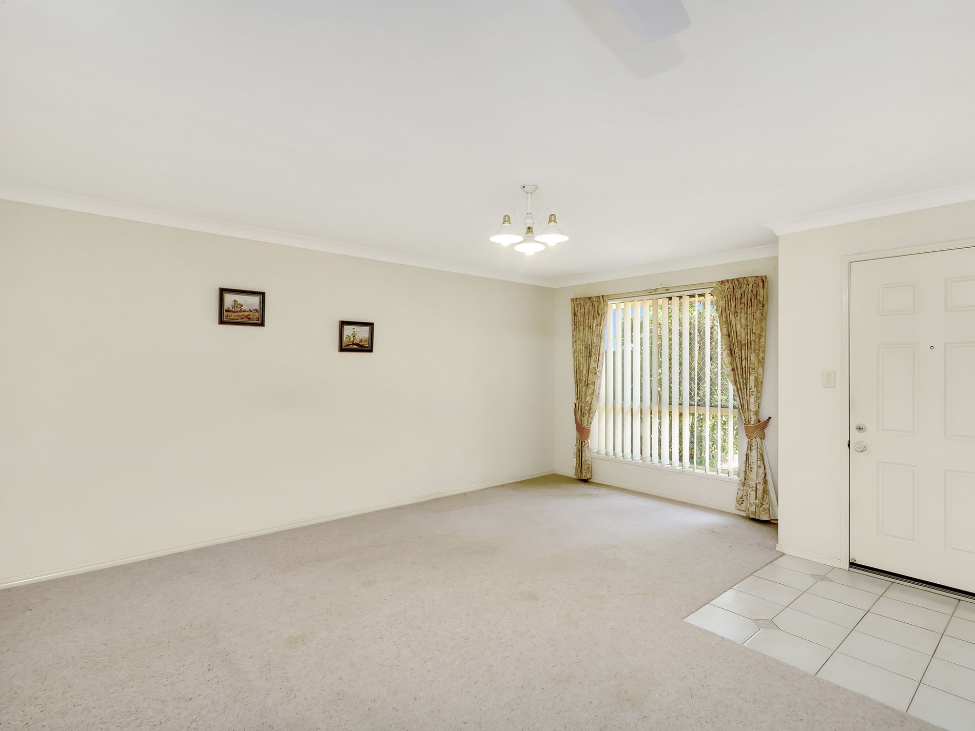 1 / 79 Avondale Drive, Banora Point