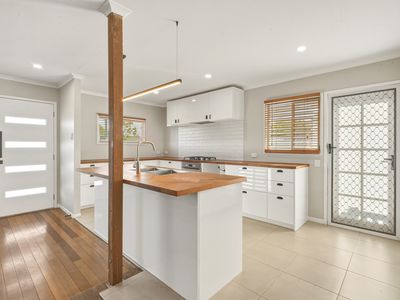 13 Cambridge Drive, Alexandra Hills