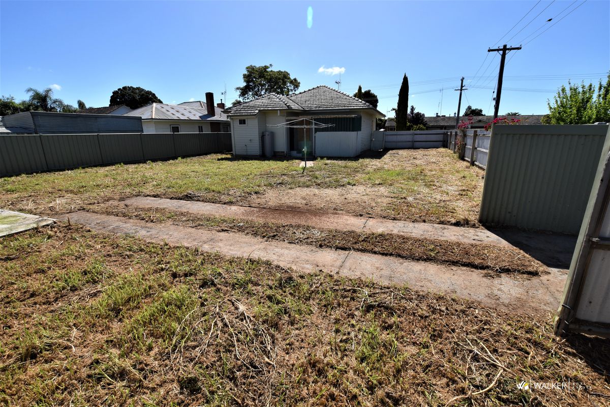 50 Lake Road, Kyabram