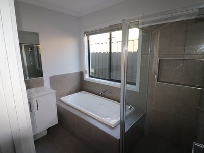 42 Delma Crescent, Seymour