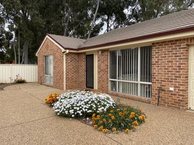 2B Ritchie Close, Griffith