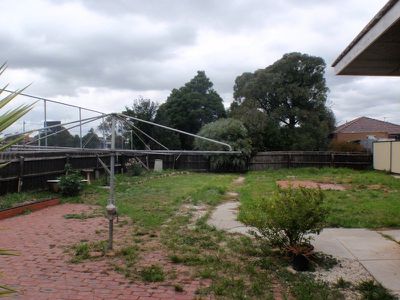 16 Lester Ave, St Albans