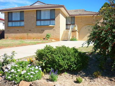 32 Maple Crescent, Blayney