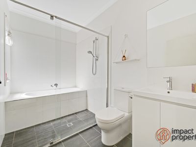 28 Holford Street, Taylor