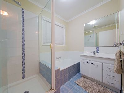 17 Loughrea St, Tingalpa