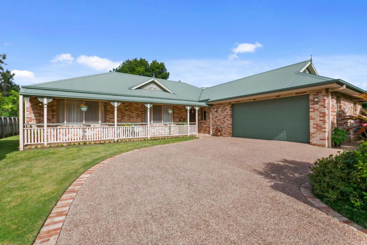 35 Nerang River Drive, Nerang