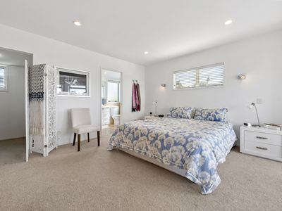 10A Scarboro Terrace, Murrays Bay