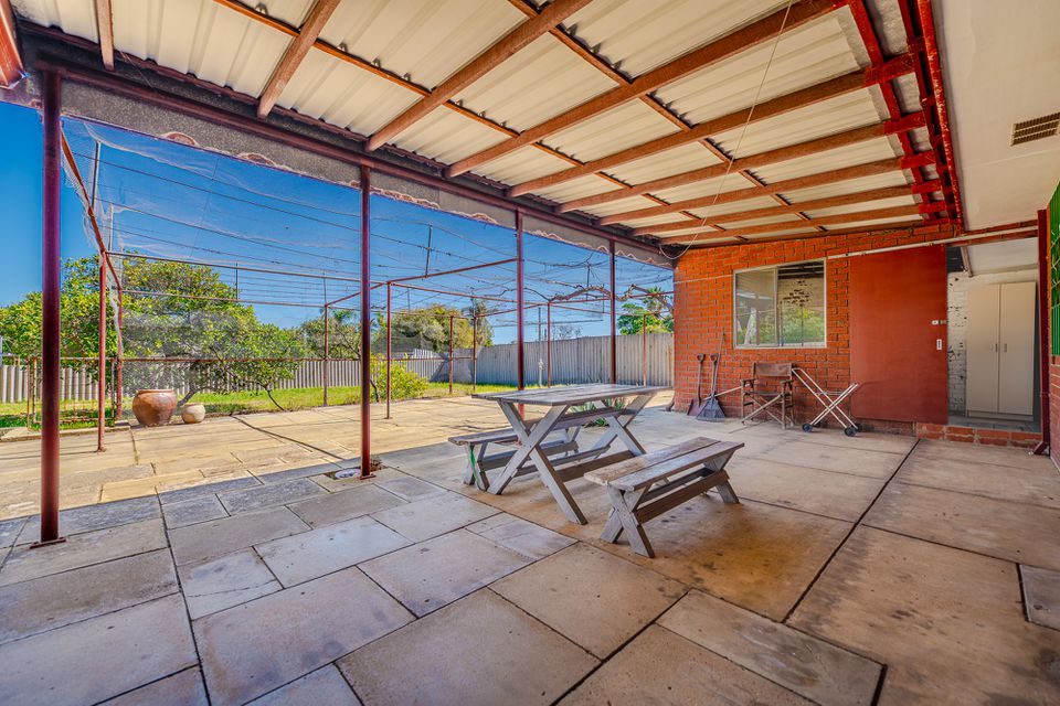 12 Adamson Road, Parmelia