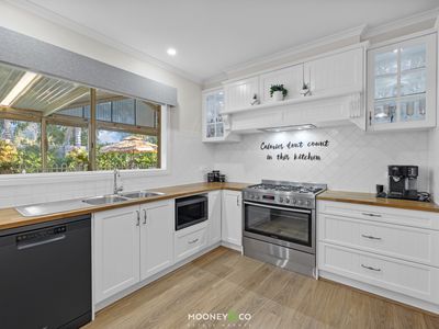 11 Waterville Vista, Cranbourne