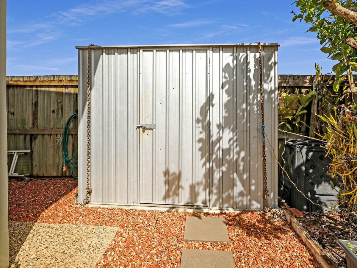 9 Sommerset Drive, Atherton