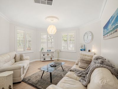 27 OAK WAY, Baldivis