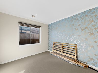 15 Jade Crescent, Cobblebank