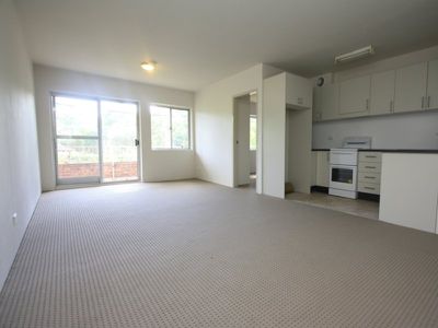 4 / 52 West Parade, West Ryde