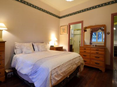 140 Bourke Street, Piccadilly