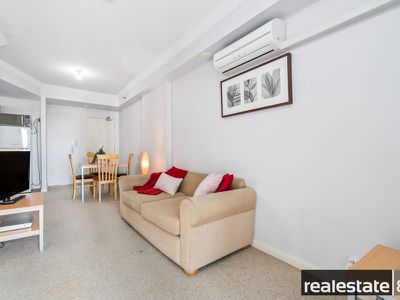 4J  /  811 Hay Street, Perth