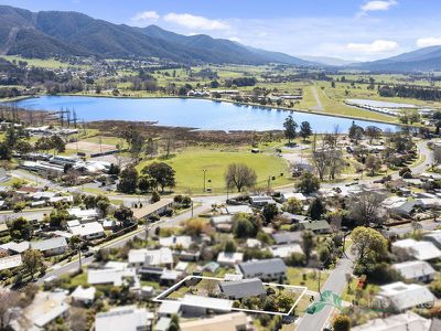 3 Mountain Avenue, Mount Beauty