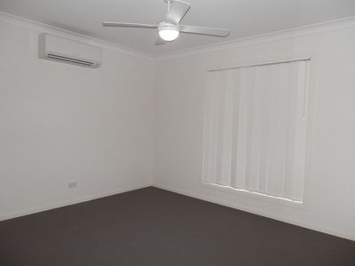 2 / 5 Warner Street, Raceview