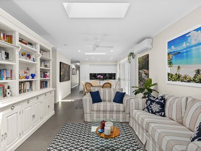 27 Comanche Street, Newport