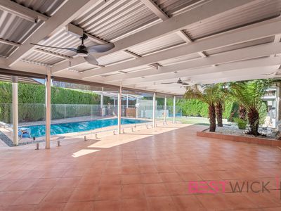 35 Cottonwood Drive, Eglinton