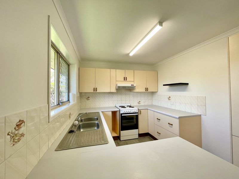 7 Urangan Street, Torquay, QLD, Torquay - Thumbnail 3