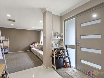 21 Fountain Way, Huntingdale