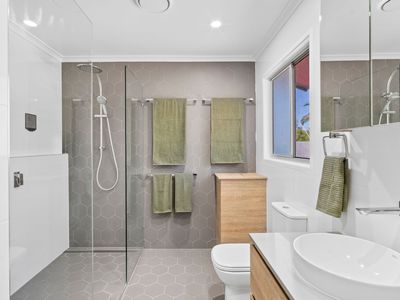 4 Manning Court, Collingwood Park