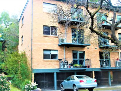 15 / 57 O'Shanassy Street, North Melbourne