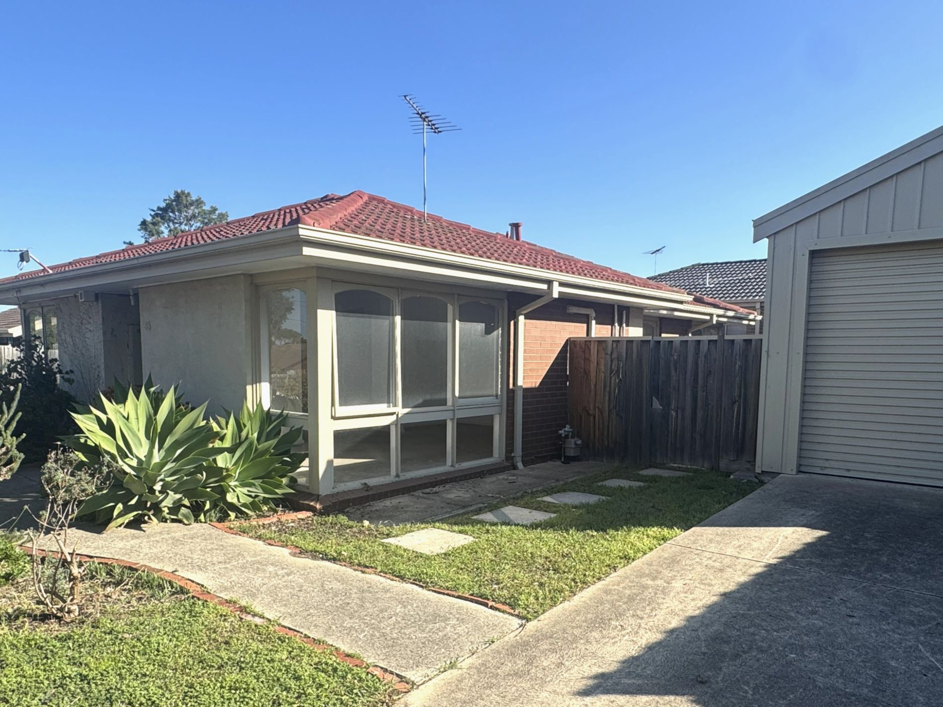 33A Polwarth Crescent, Belmont