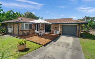 205 Esplanade South, Deception Bay