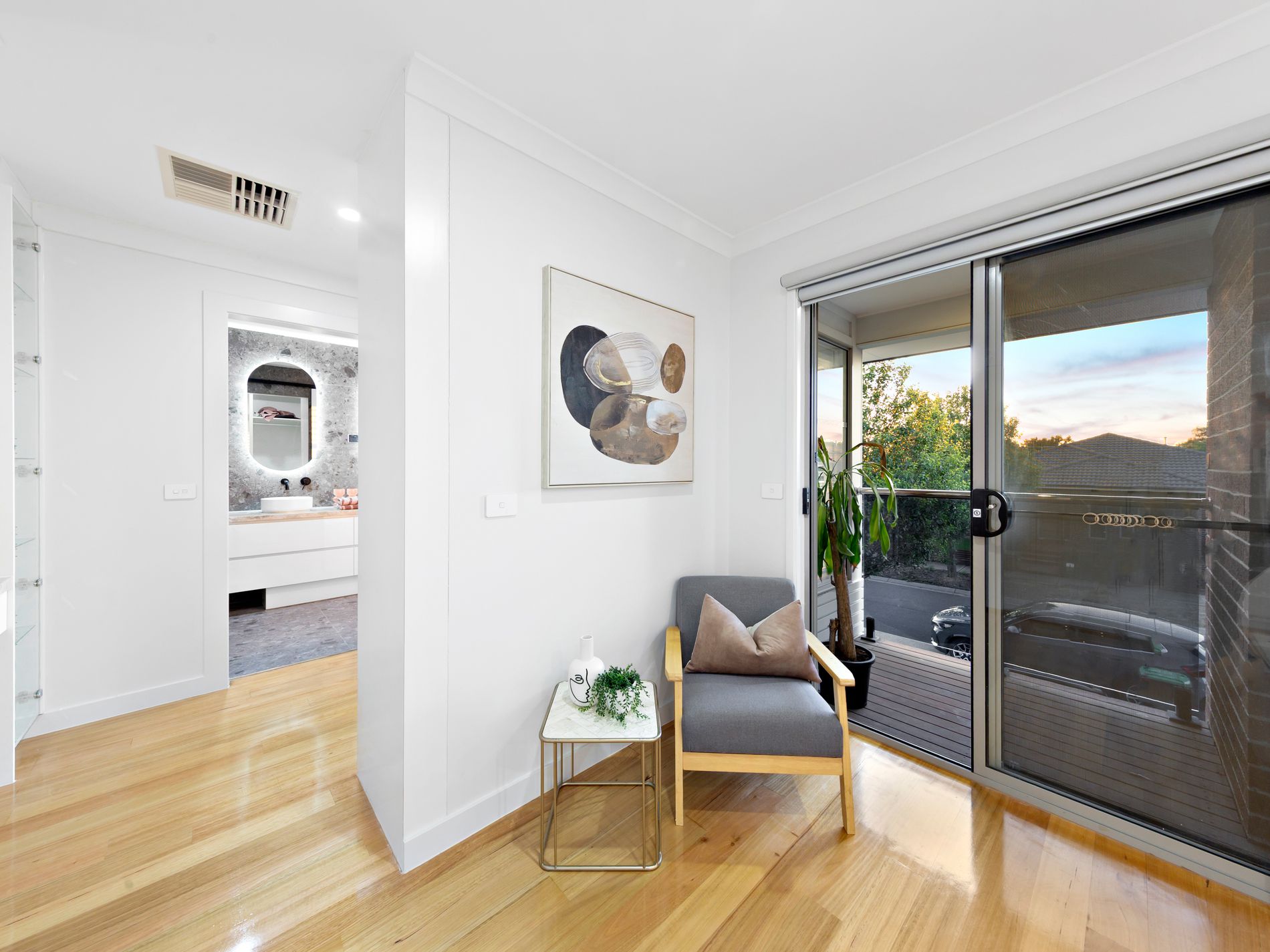 8 Pinnacle Way, Fraser Rise