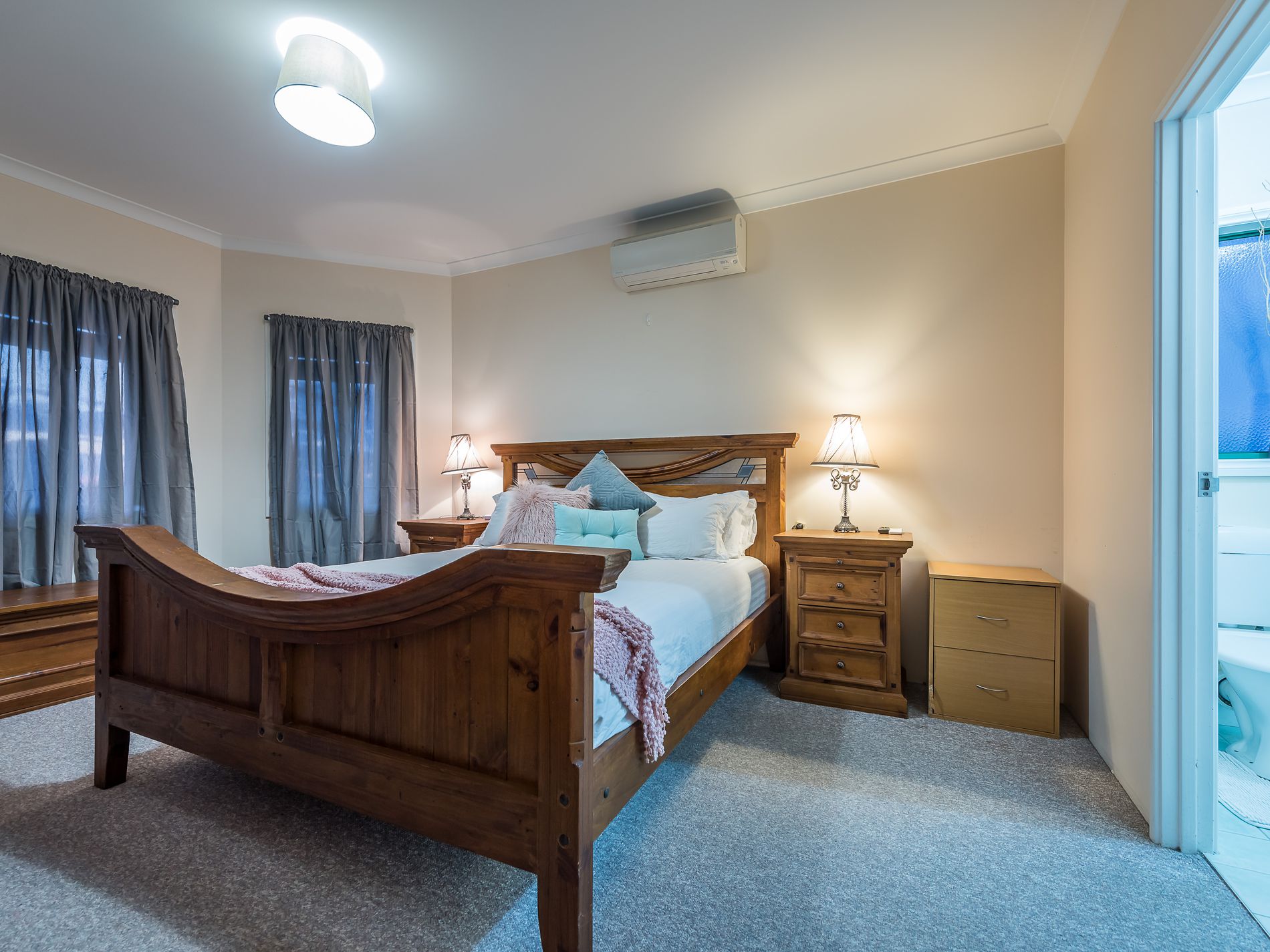 130 Lagoon Drive, Yanchep