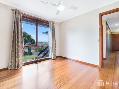 39 Sherwood Crescent, Dandenong North