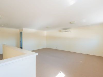 8A Woonona Place, Kallaroo