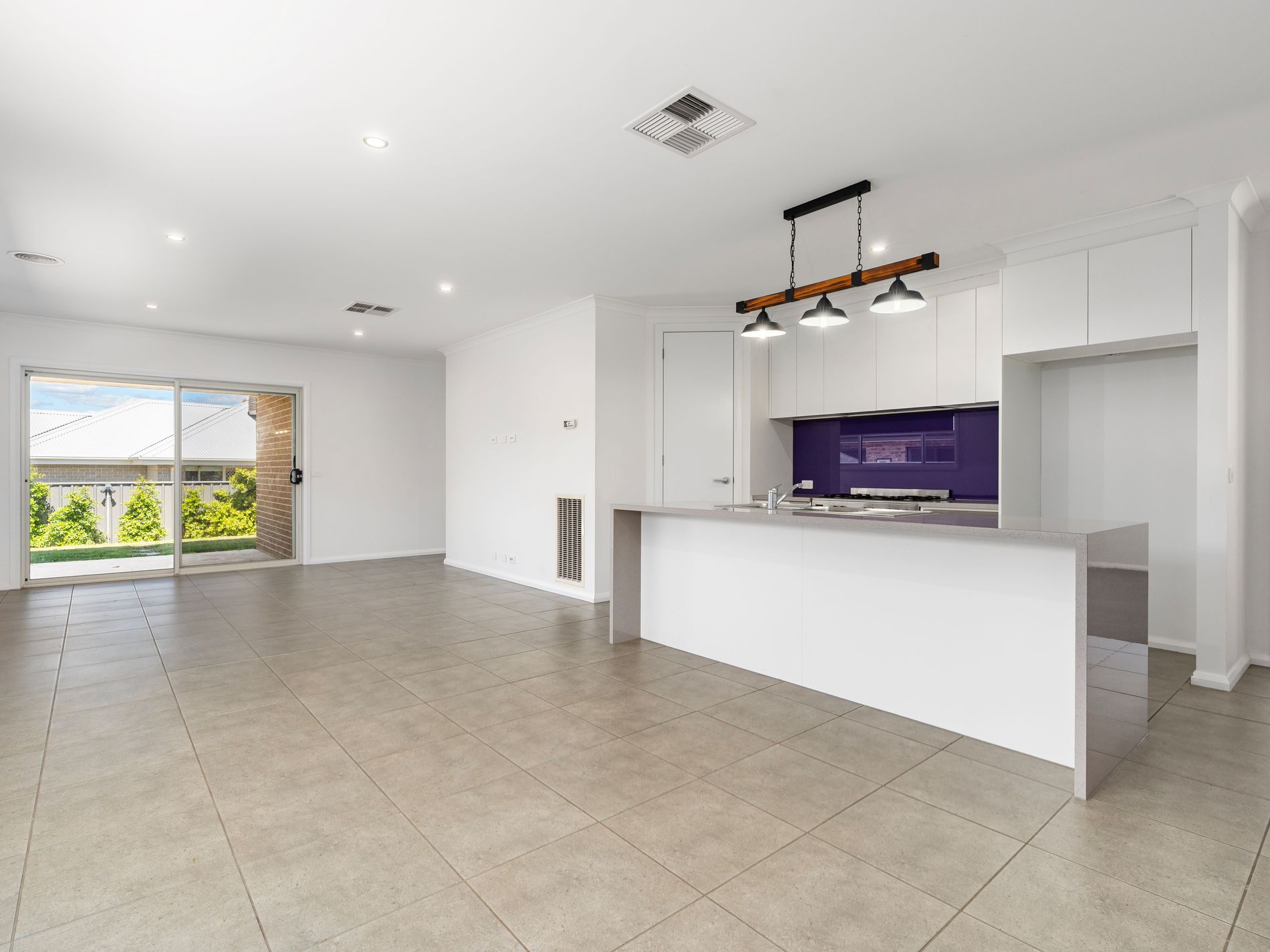 147 STANTON DRIVE, Thurgoona