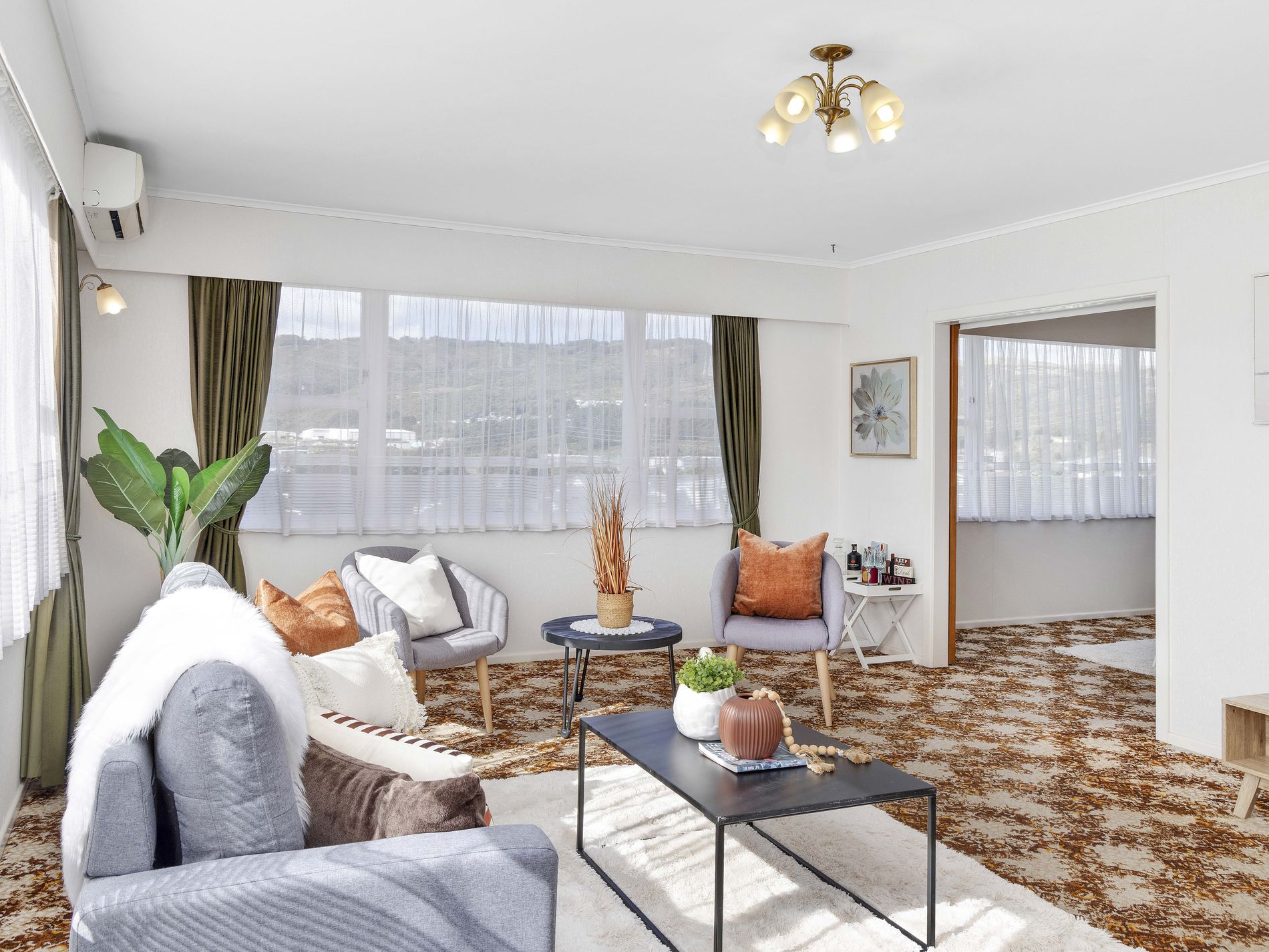 33A Saint Edmund Crescent, Tawa