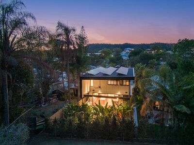 12 Lodge Street, Toowong