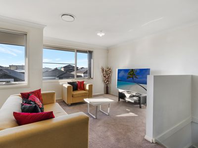 24 Beattie Street, Gledswood Hills