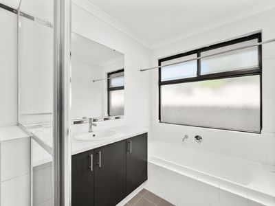 52 Walkingdale Promenade, Southern River