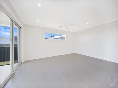 6 Durian Street, Wadalba