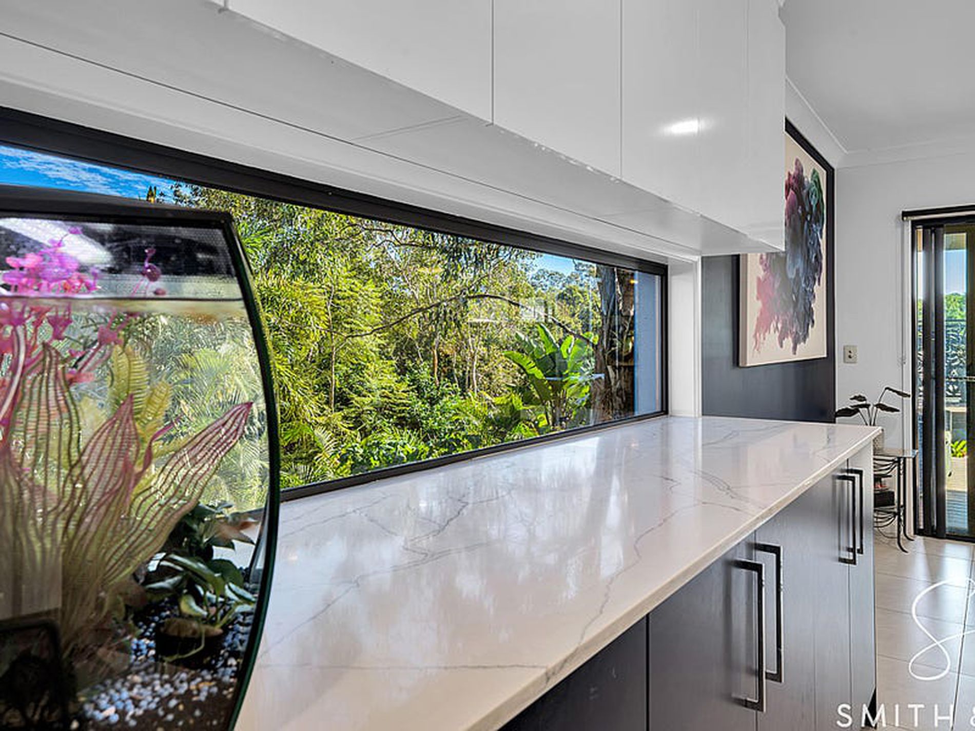 22 Mizen Place, Holland Park West