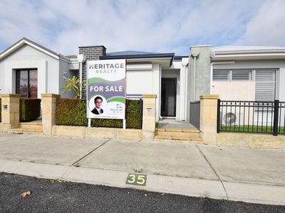 35 Minikin Drive, Aveley